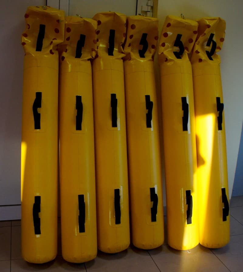 TRAINING BUOYS