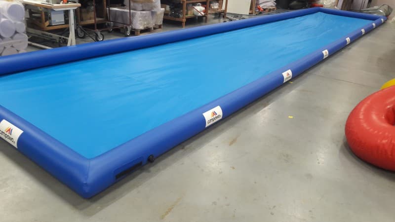 INFLATABLE POOLS