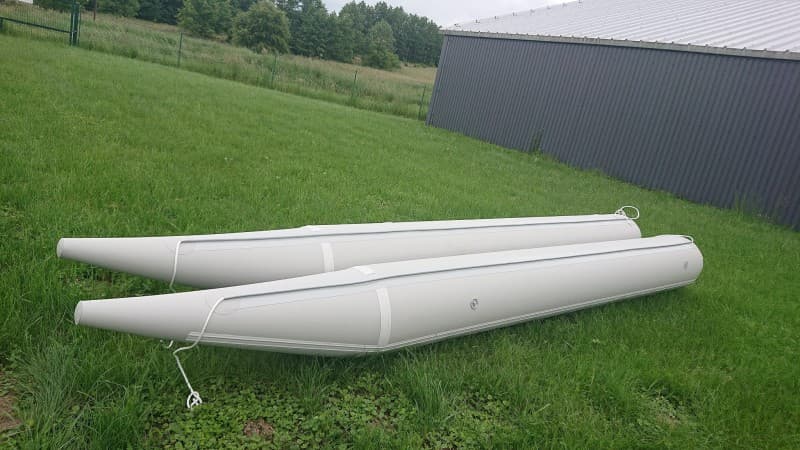 PNEUMATIC RAFTS