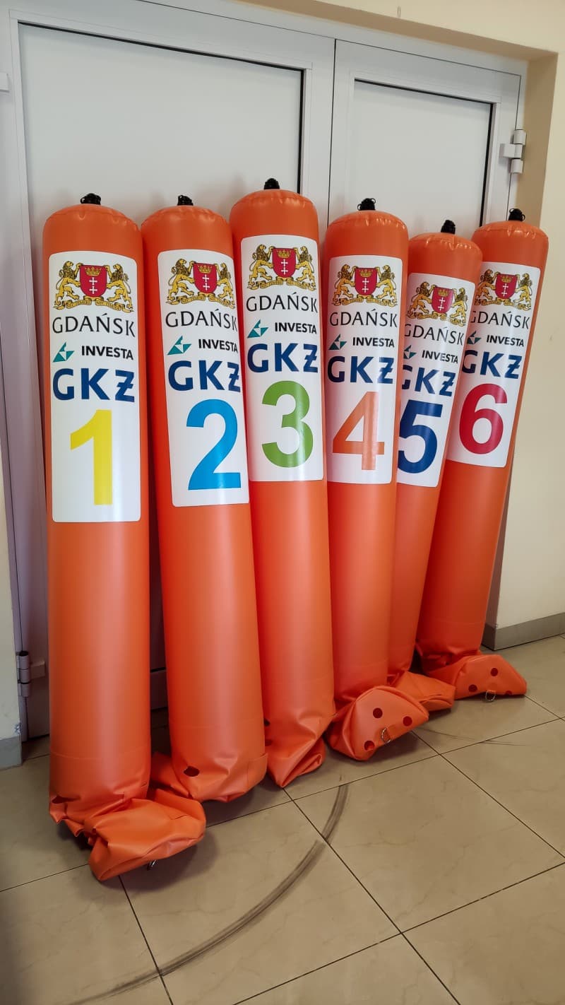TRAINING BUOYS