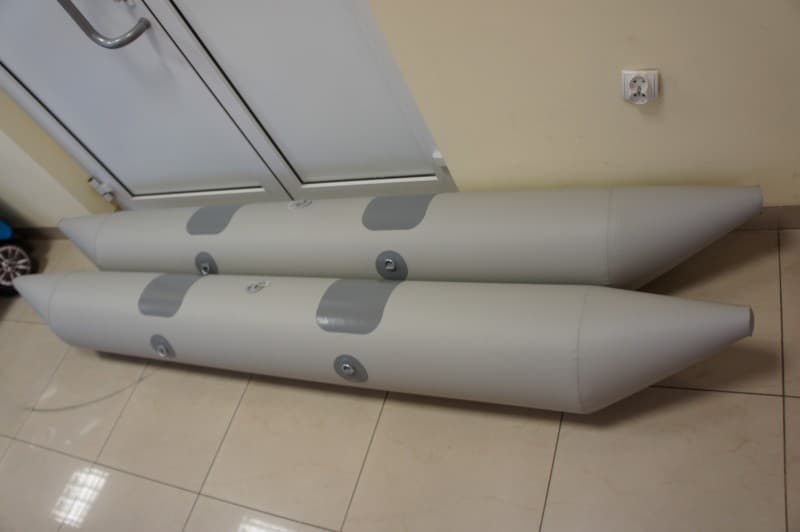PNEUMATIC RAFTS
