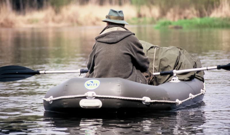 PONTOONS SERIES R