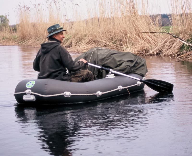 PONTOONS SERIES R