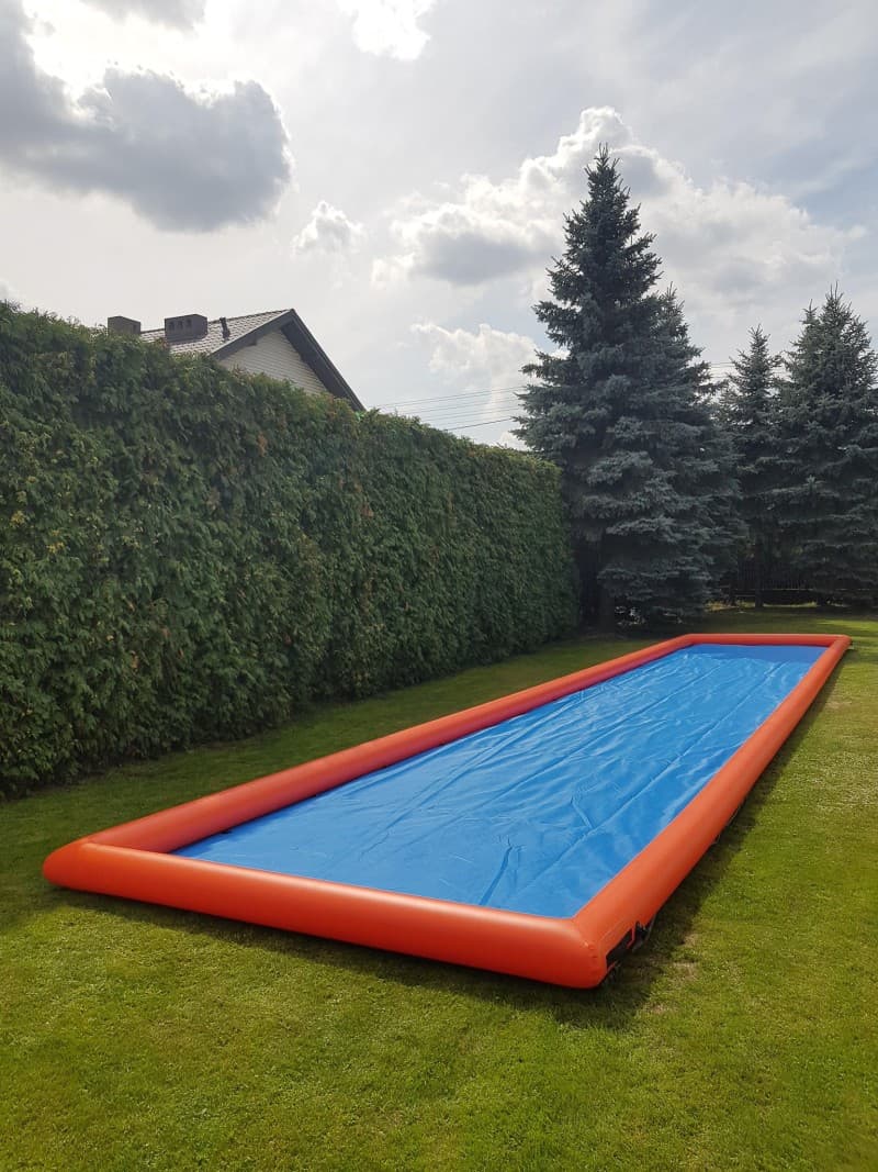 INFLATABLE POOLS
