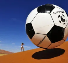 GloBall 2012 — podróż, która łączyła ludzi