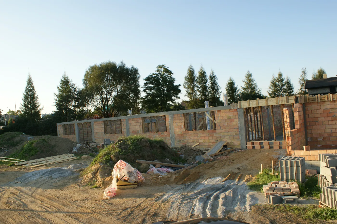 Construction de la nouvelle usine — photographie des archives familiales.
