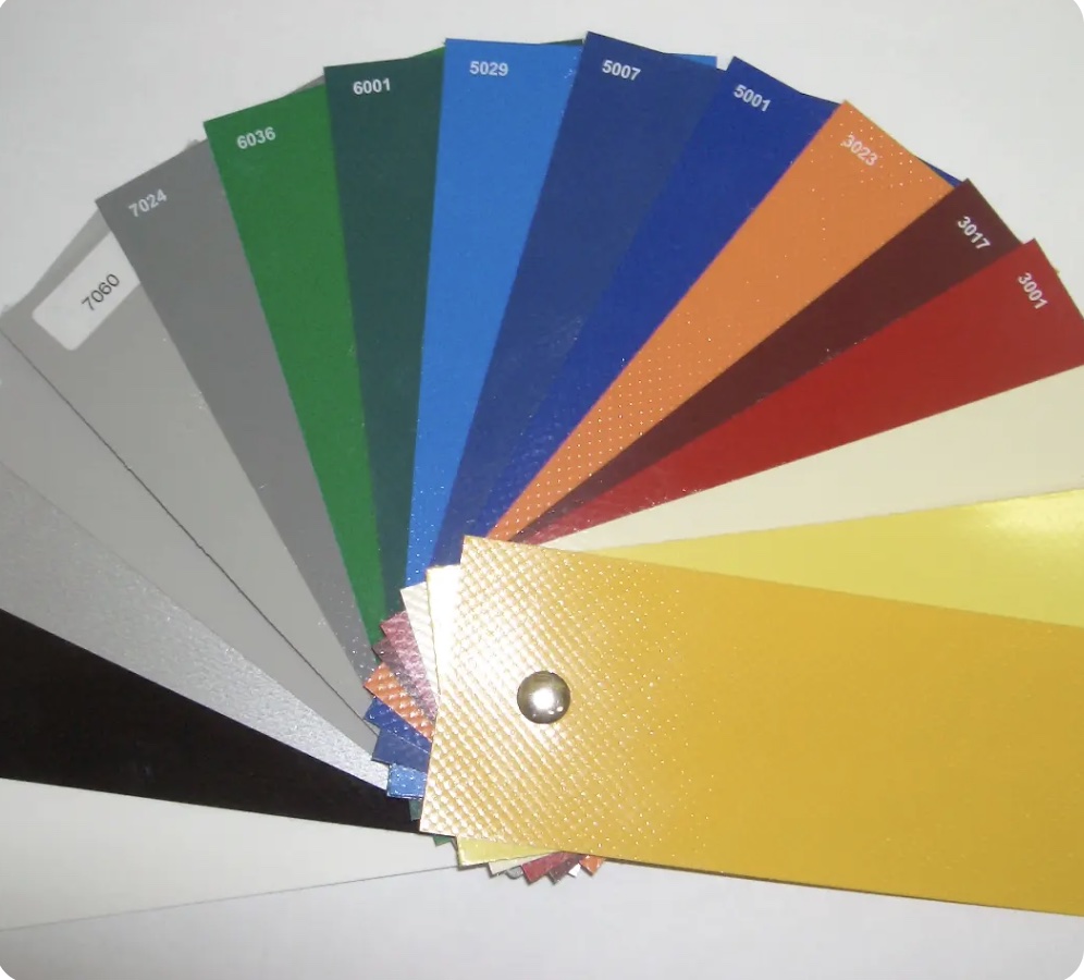 Éventail d’échantillons de matériaux colorés